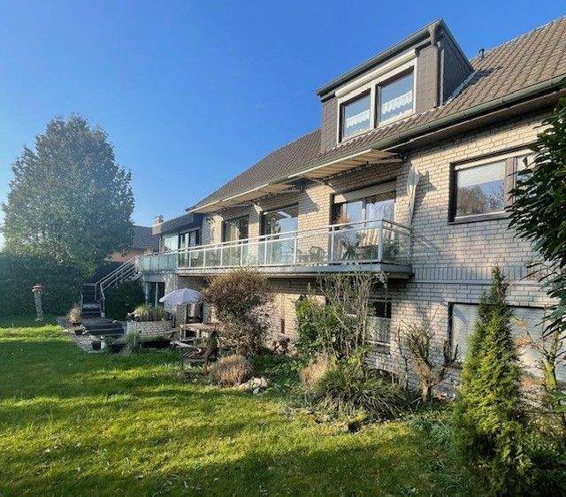 Thumbnail-Ihr Traumhaus zum Greifen nah für 1.978,00 €m² Wohnfläche! Zweifamilienwohnhaus mit Souterrainwohnung in Billerbeck