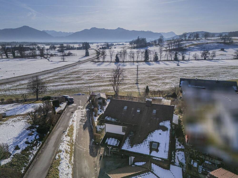 Thumbnail-Platz zum Wohnen, Bauen und Genießen, vereint in einem Haus