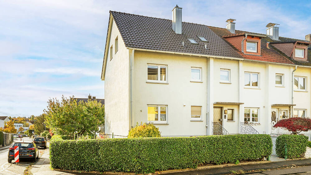 Thumbnail-Wohlfühlen auf mehreren Etagen: Charmantes Einfamilienhaus mit Terrasse, Garten und Garage!