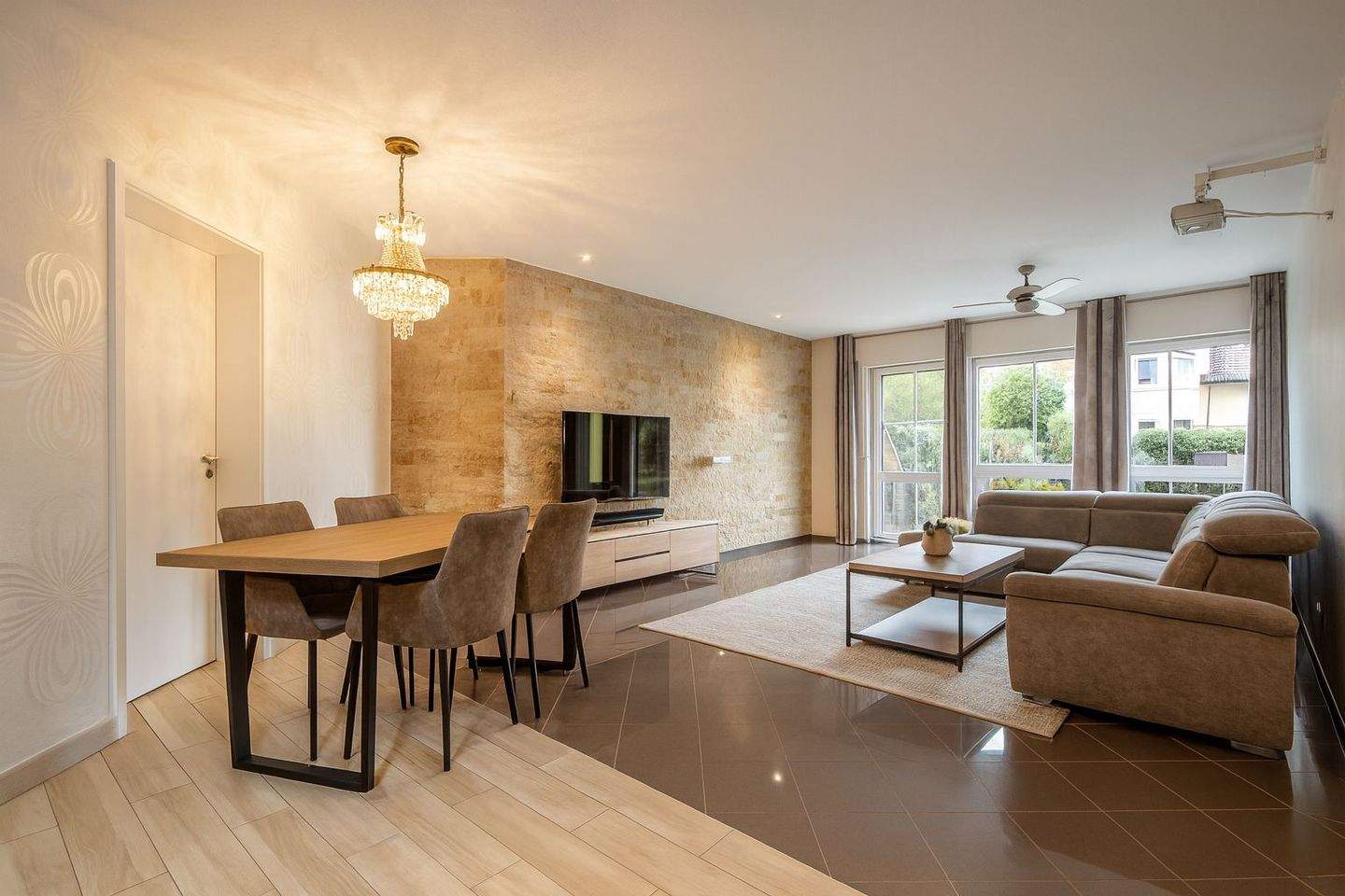 Thumbnail-***TOLLE 2-ZIMMER-WOHNUNG IM EG MIT KÜCHE UND GARTENANTEIL***