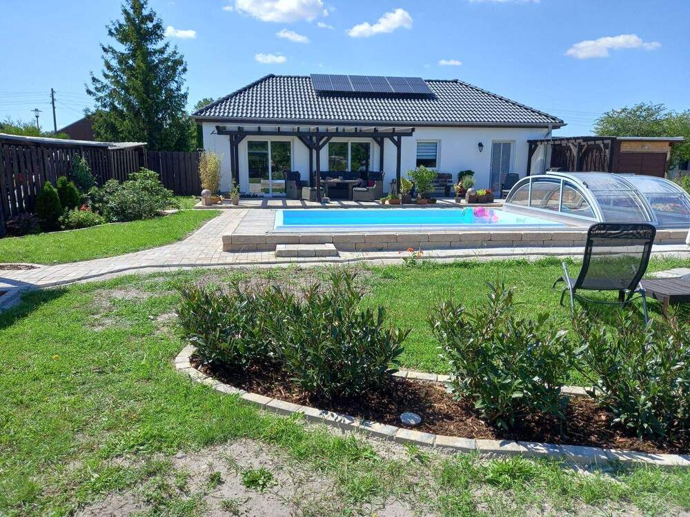 Thumbnail-Hochwertiges Einfamilienhaus im Bungalowstil