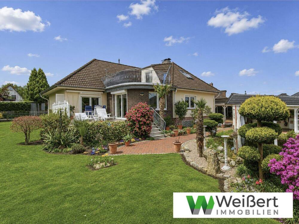 Thumbnail-Zwischen Gartenidylle und Wohnkomfort - Großzügiges Ein-Zweifamilienhaus auf 1.176 m² Traumgrundstück