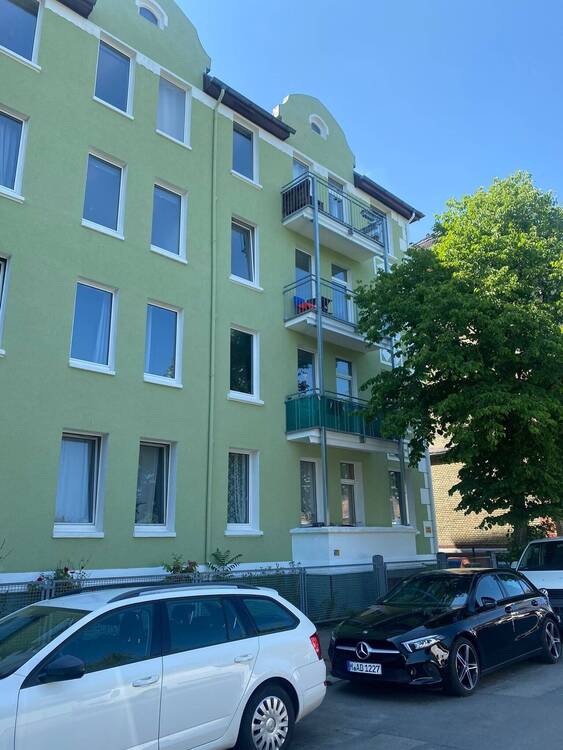 Thumbnail-Mehrfamilienhaus mit 12 Wohnungen