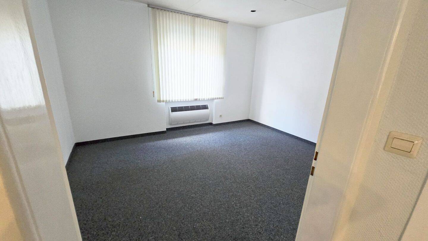 Thumbnail-Sofort beziehbares Einzelzimmer-Büro in Stuttgart-Ost - privat, ruhig
