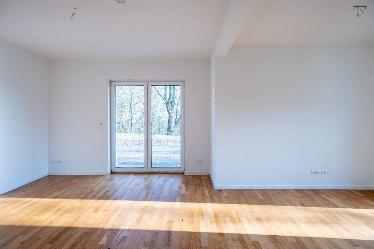 Thumbnail-Modernes Einfamilienhaus mit Garten, EBK, Stellplatz und Tageslicht-Badezimmer