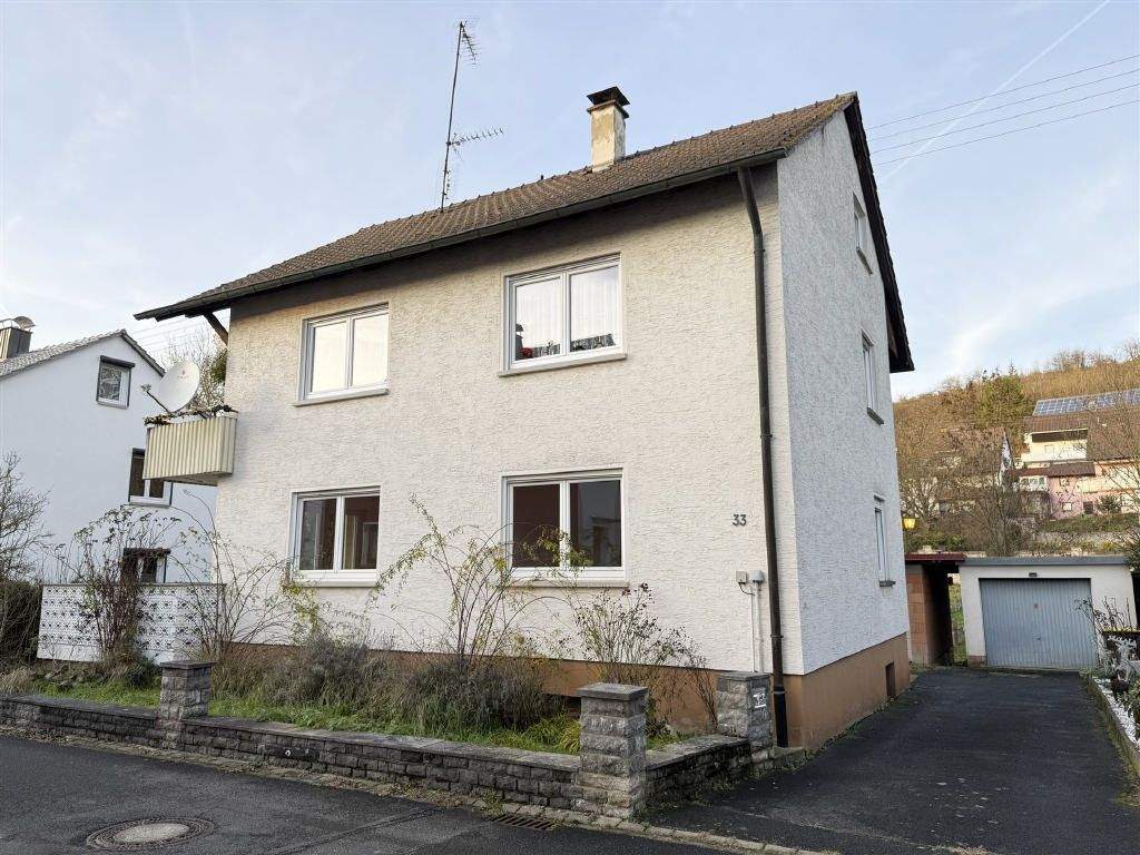 Thumbnail-Saniertes Zweifamilienhaus in idyllischer Lage zwischen MGH und TBB