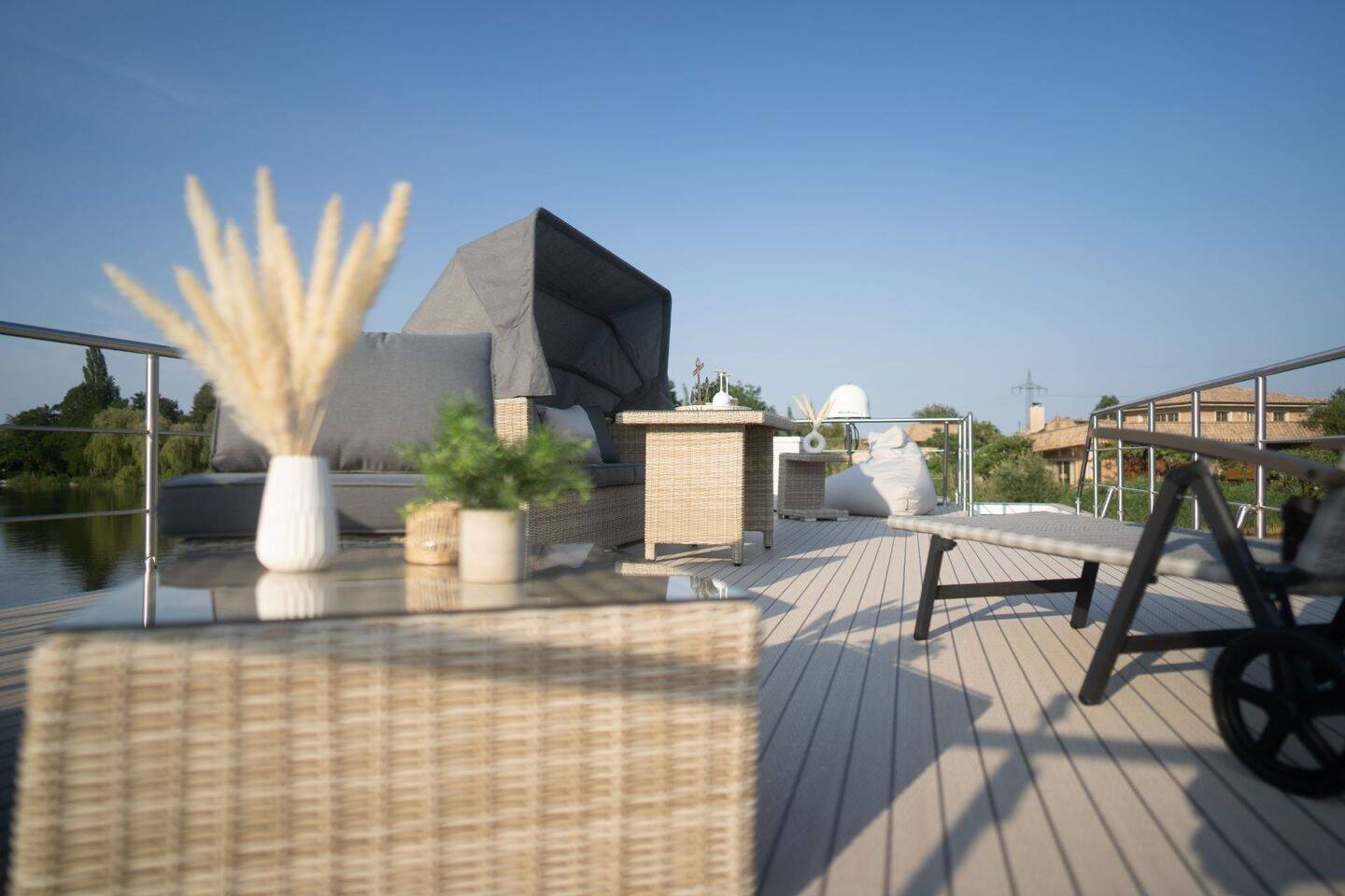 Thumbnail-Luxuriös & extravagant: Schwimmende 18 m Häuser zum Wohnen!