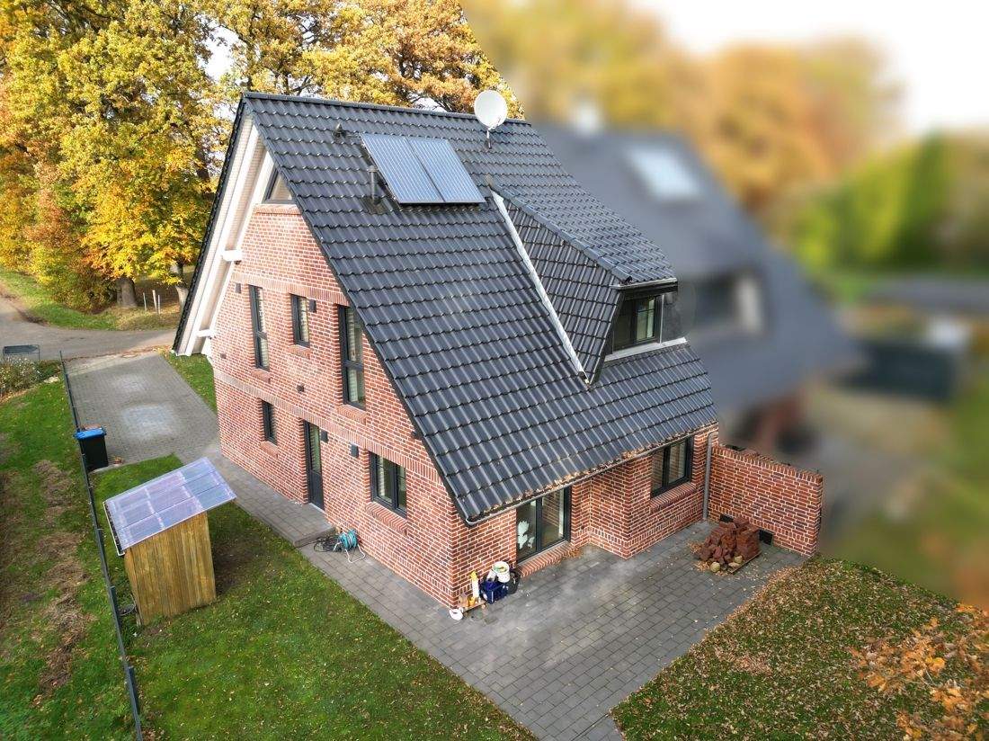 Thumbnail-Energieeffizient & stilvoll - moderne Doppelhaushälfte mit sechs Zimmern und Garten in Sauensiek *** 360 Grad Rundgang ***