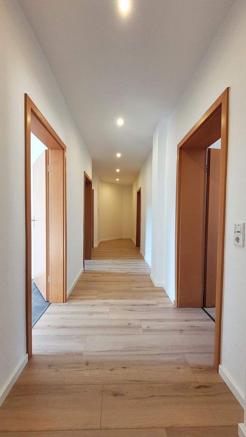 Thumbnail-helle 3 RW zum Erstbezug nach Sanierung