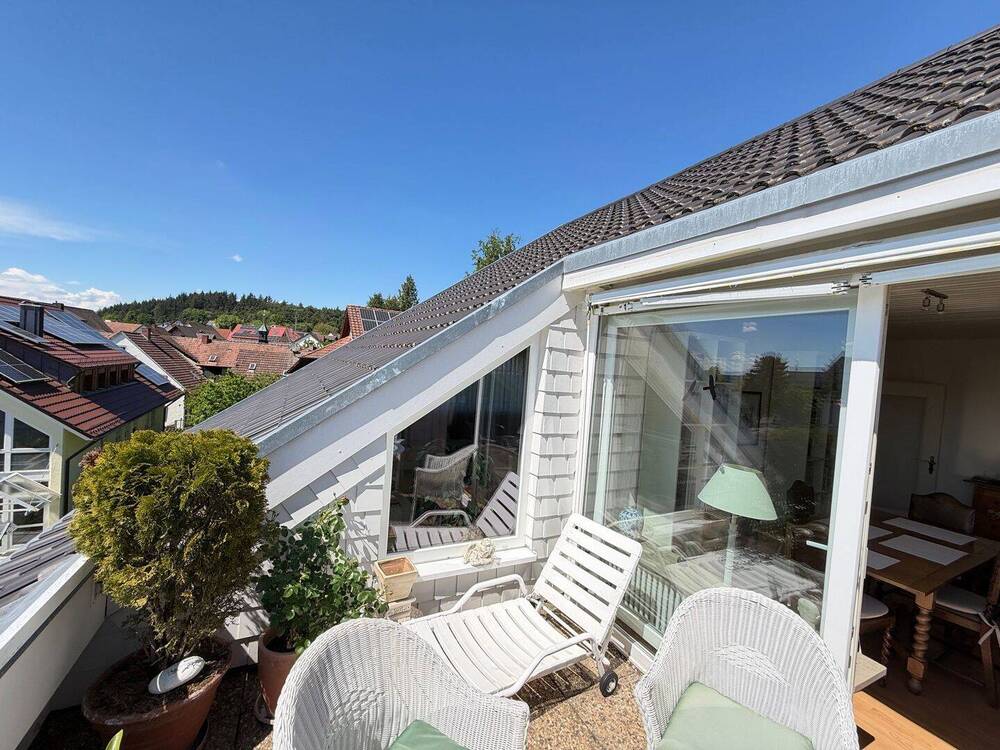 Thumbnail-Sonnige Dachgeschosswohnung in ruhiger Lage...