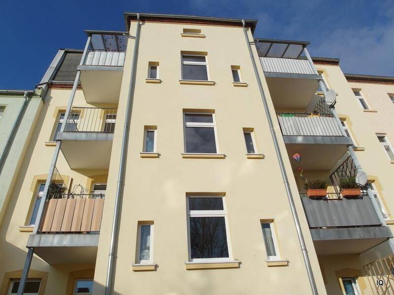 Thumbnail-Ab August 2026: Freundliche 3-Zimmer-Wohnung mit BalkonHofseite, Laminatboden & Badewanne