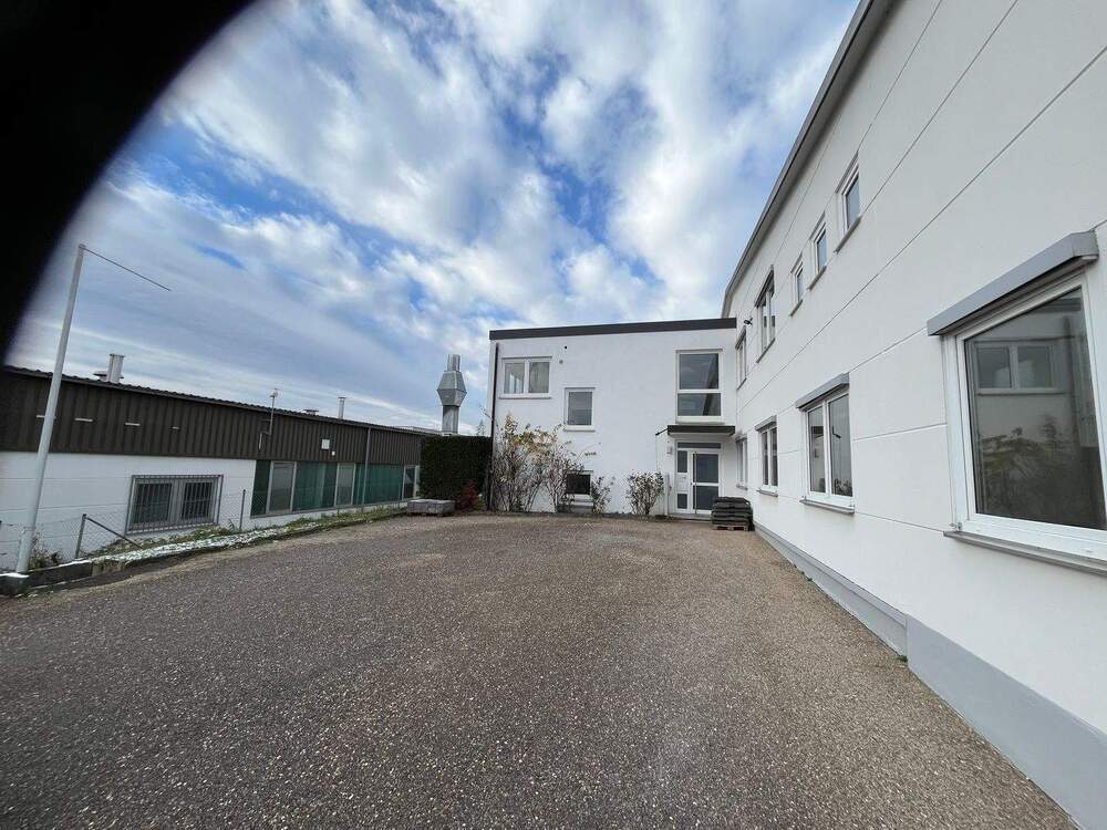 Thumbnail-Büroflächen in Renningen – Moderne Büro- und Lagerräume mit Stellplätzen