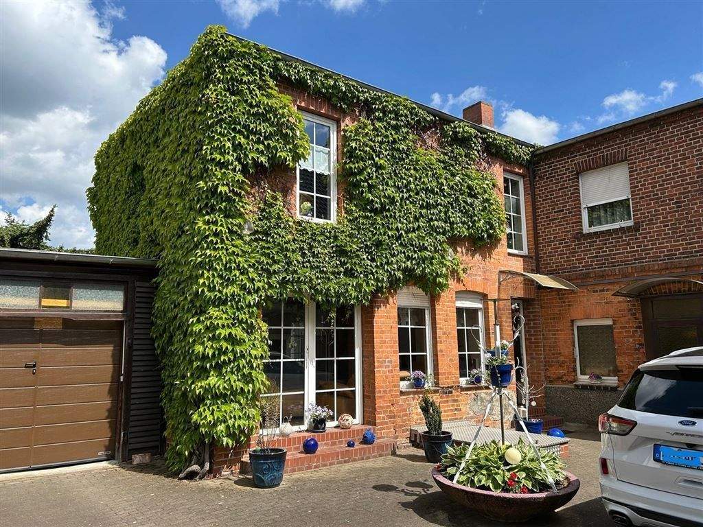 Thumbnail-Gepflegtes und modernisiertes Ein- und Zweifamilienhaus in Coswig sucht neuen Eigentümer !