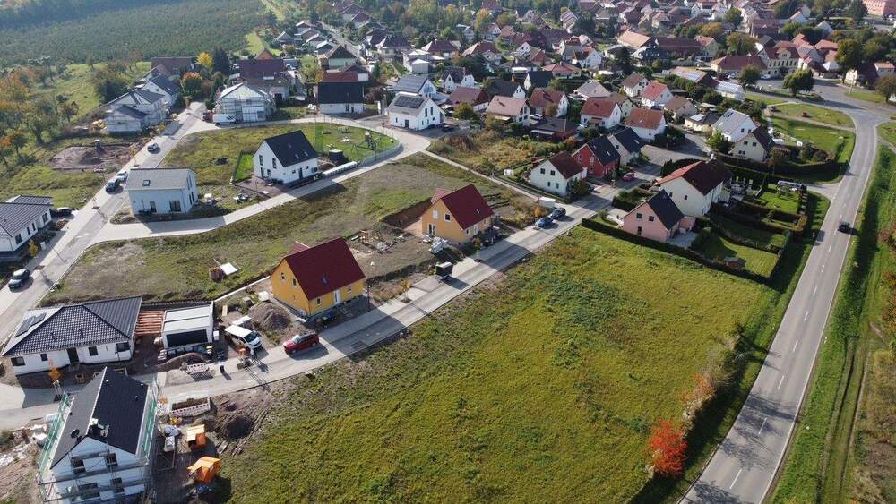 Thumbnail-Kleines bezahlbares Grundstück im schönen Wohngebiet