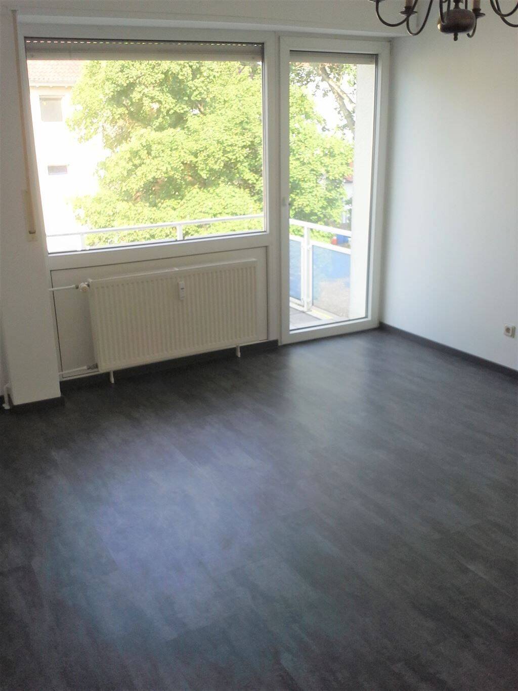Thumbnail-EUPORA®- Immobilien: Wohnung mit Balkon in Eisenberg.