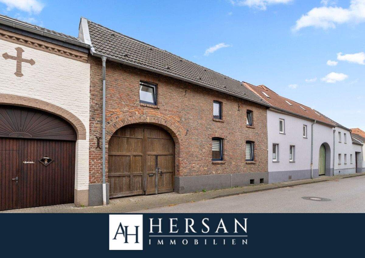 Thumbnail-Einfamilienhaus im Bauernhausstil mit modernen Bädern und gepflegtem Garten in Baesweiler!