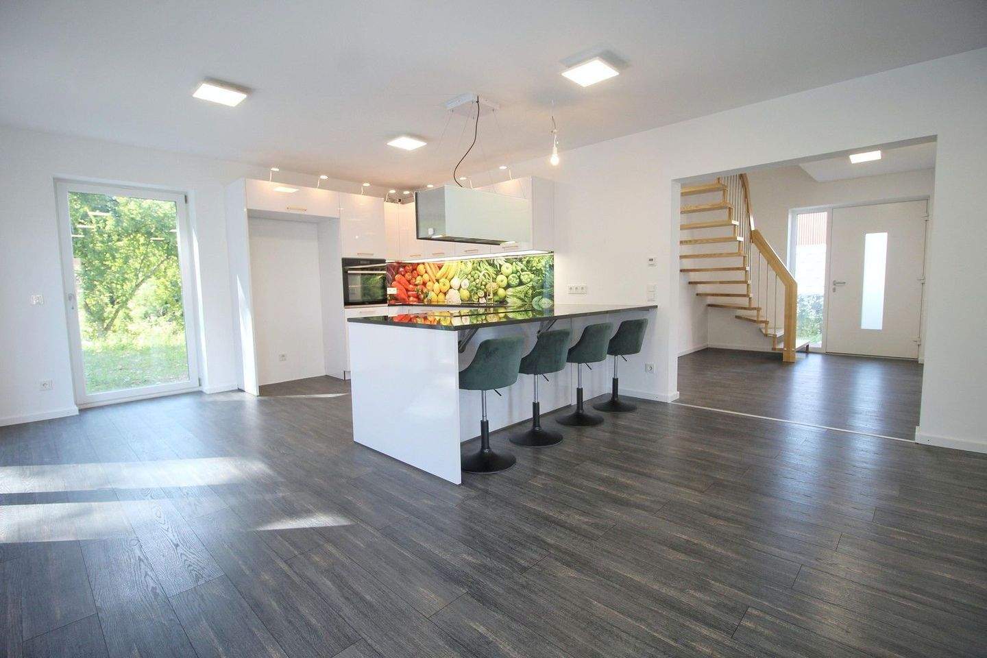 Thumbnail-2 Jahre altes Niedrigenergie Traumhaus am Waldrand - Smart-Home!