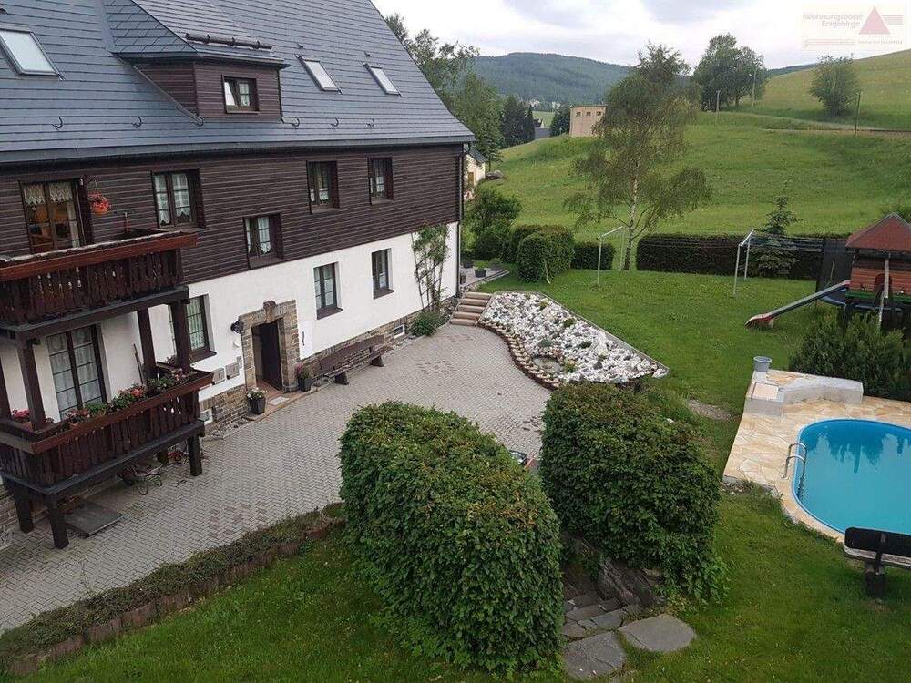 Thumbnail-Wohnen, wo andere Urlaub machen! 3 Räume und Sonnenbalkon in Hammerunterwiesenthal!