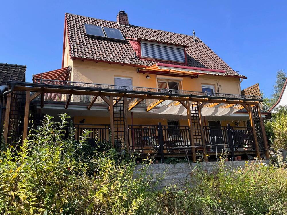 Thumbnail-Top gepflegtes, modernisiertes Einfamilienhaus inkl. Nebengebäude, Carport und Garten in Bad Brückenau zu verkaufen