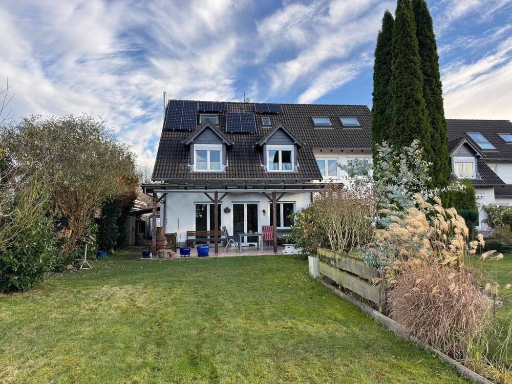 Thumbnail-Schönes Einfamilienhaus mit Blick in die Natur!