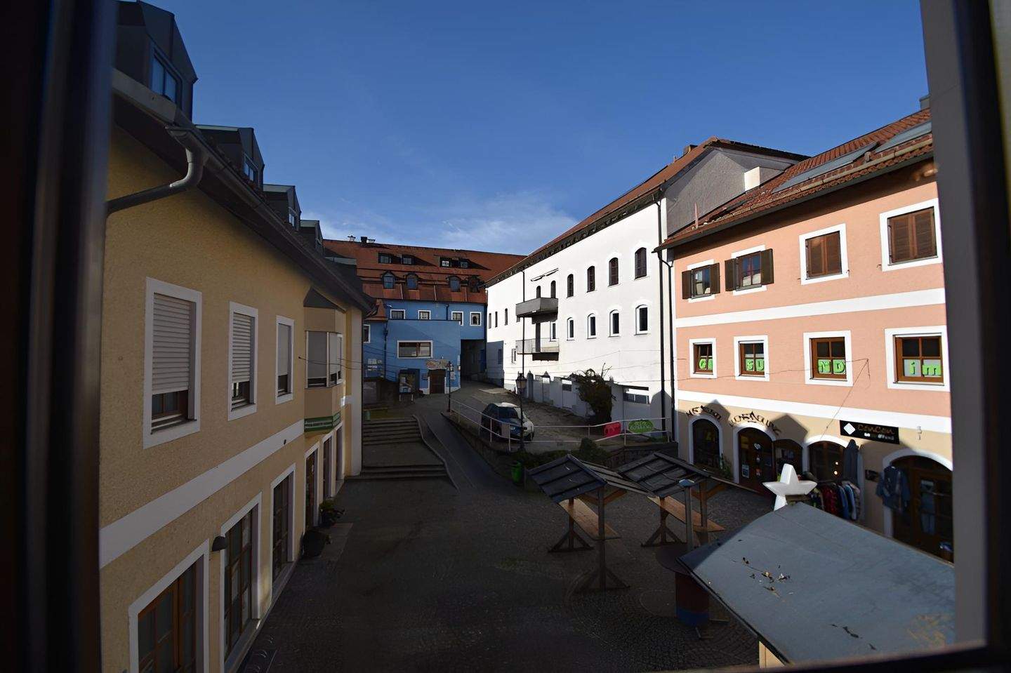 Thumbnail-**** Wunderschöne 2-Zimmer-Wohnung mit EBK im beliebten Baronhof ****