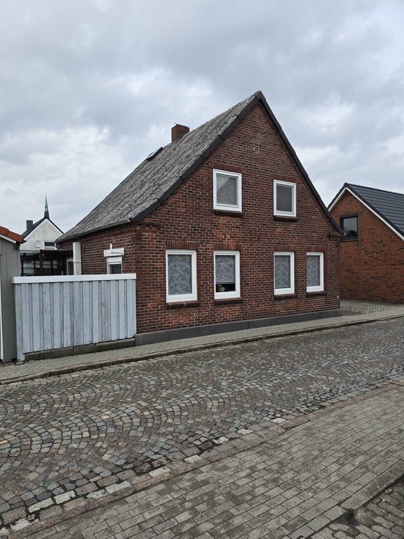 Thumbnail-Einfamilienhaus in zentraler aber ruhiger Lage von Marne-Nordsee