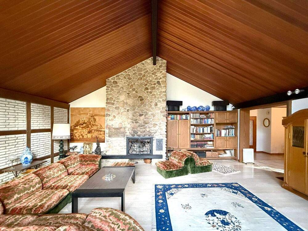 Thumbnail-Toller Bungalow auf großem Grundstück, Garage