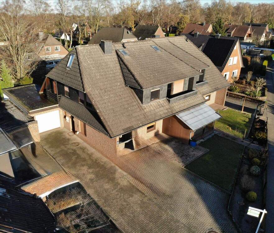 Thumbnail-Doppelhaushälfte eines 4 Familienhauses im Ortskern von Ganderkesee