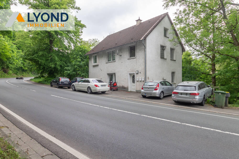 Thumbnail-Mehrfamilienhaus mit vier Wohneinheiten in Halver - voll vermietet und mit großem Garten!