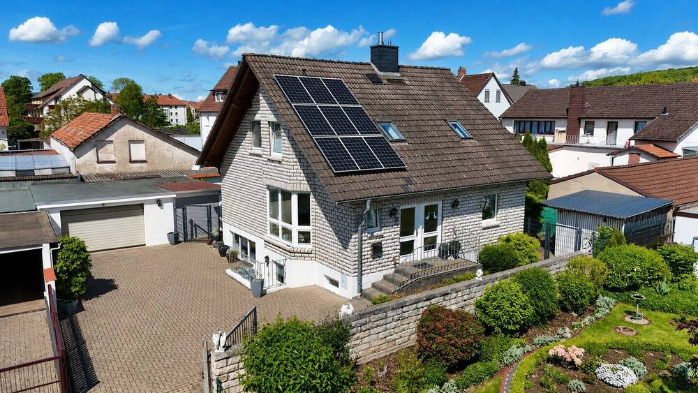 Thumbnail-Charmantes Einfamilienhaus mit Photovoltaik, Kaminofen und gepflegtem Garten in Northeim