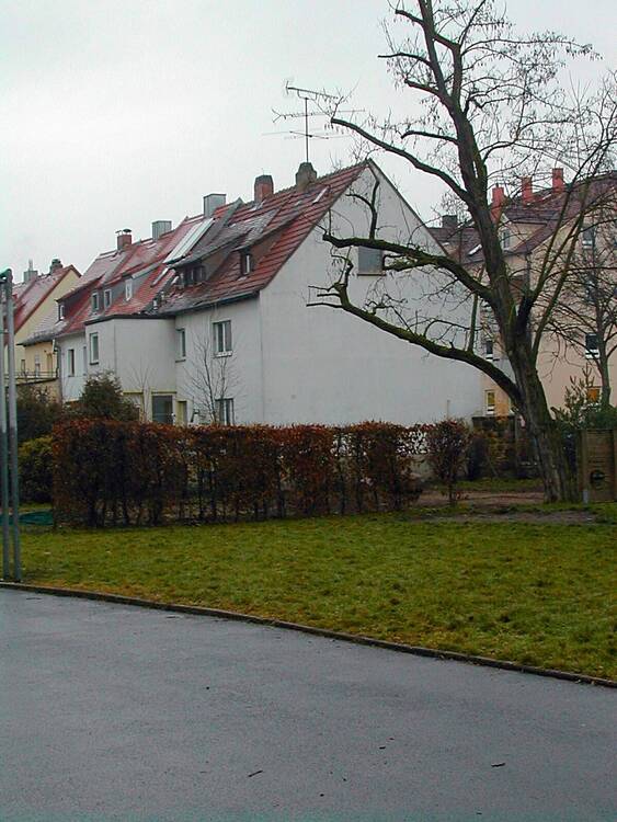 Thumbnail-Zweifamilien Haus mit Potential