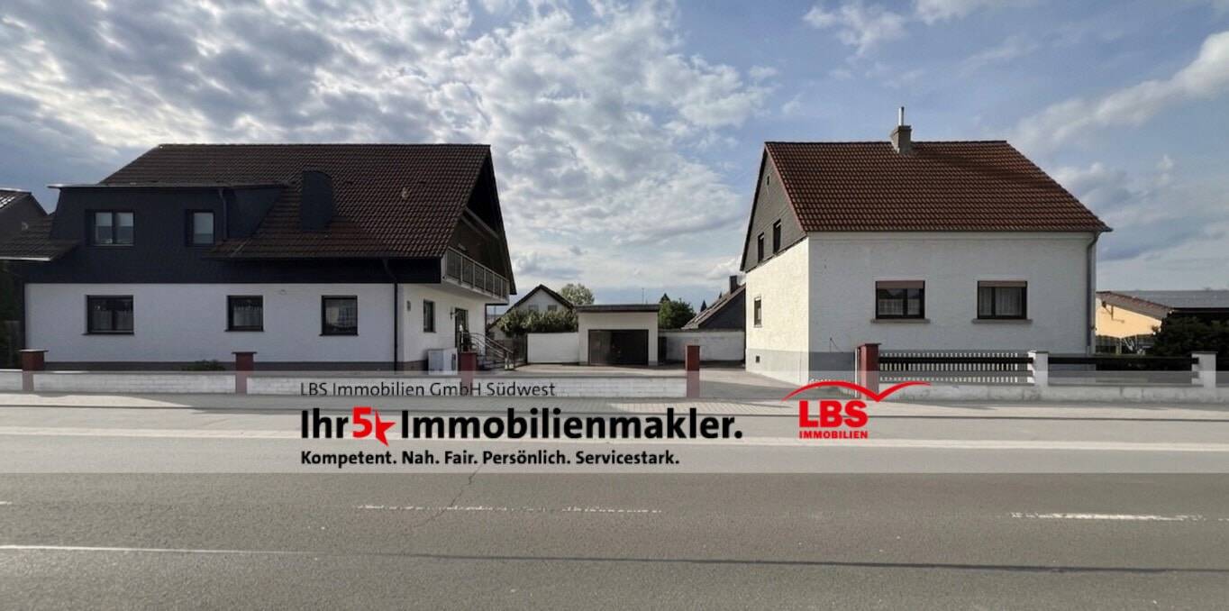 Thumbnail-Kombi Chance! Hochwertiges Einfamilienhaus plus voll vermietetes Zweifamilienhaus