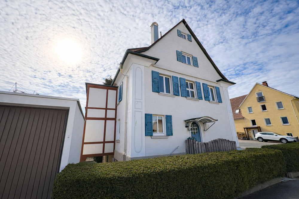 Thumbnail-Attraktives Mehrfamilienhaus mit großem Garten und Entwicklungspotenzial