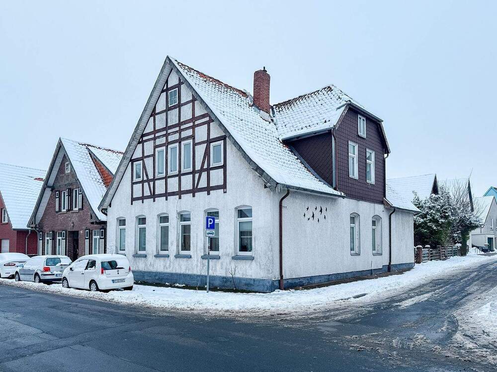 Thumbnail-Mehrfamilienhaus mit Grundstück und Entwicklungspotenzial in Gehrden