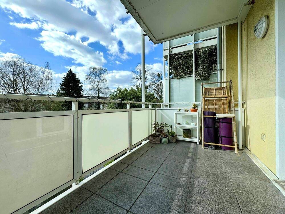 Thumbnail-Attraktive, freie 2-Zimmer-Wohnung mit Balkon in Köln-Höhenberg