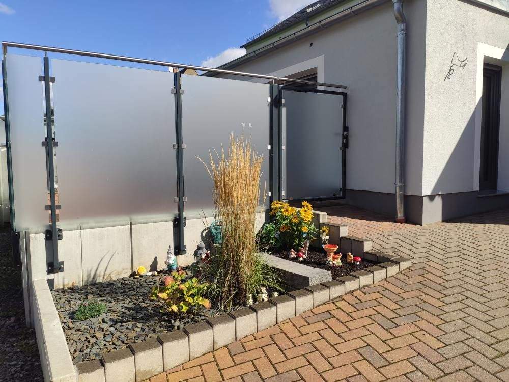 Thumbnail-Neu sanierte 2-Zimmer-Erdgeschosswohnung mit Einbauküche & großer Terrasse - Lommatzsch - MW6e1502