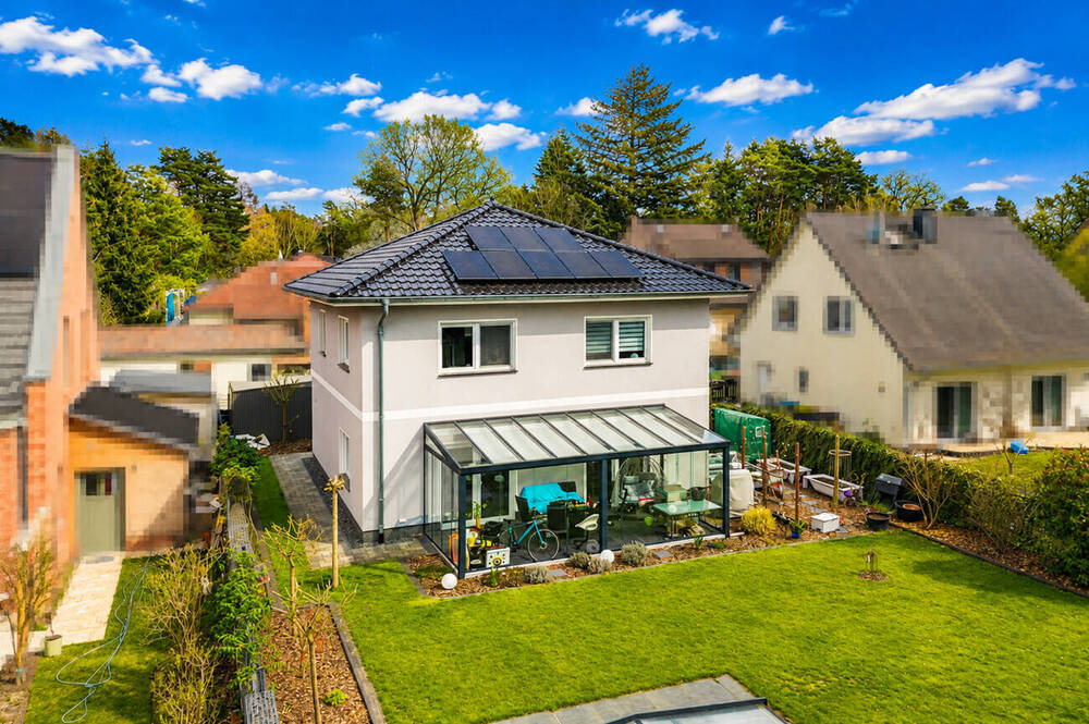 Thumbnail-Hochwertiges Einfamilienhaus mit Pool und exklusiver Ausstattung in Toplage von Falkensee