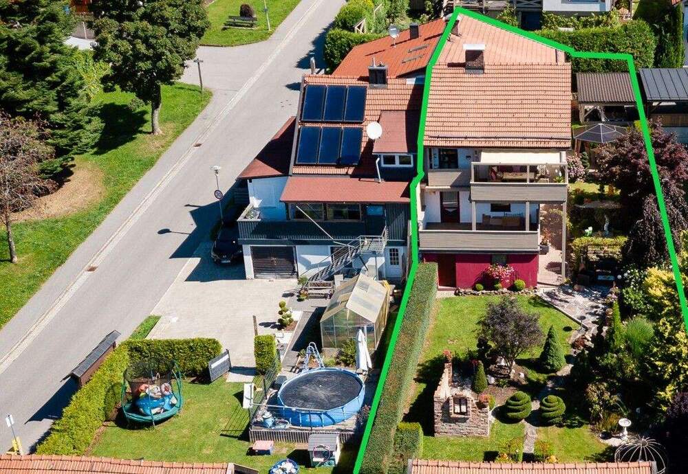 Thumbnail-Doppelhaushälfte mit ELW und Weitblick über Bodenmais Gartenidylle trifft auf gepflegte Wohnqualität