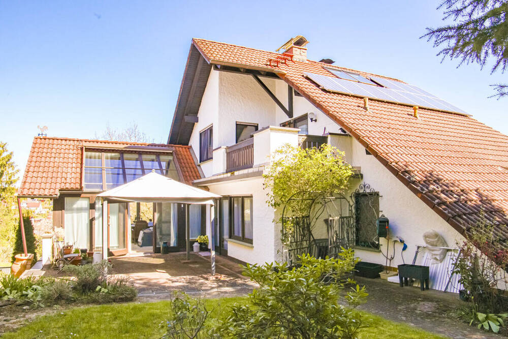 Thumbnail-Barrierearmes Einfamilienhaus mit separater Einliegerwohnung und Wintergarten in EuerbachOT
