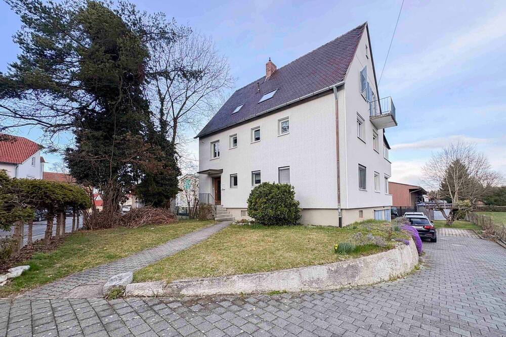 Thumbnail-3-Familienhaus in Mering: Gepflegt, vermietet & mit Ausbauchance durch Leerstand im DG