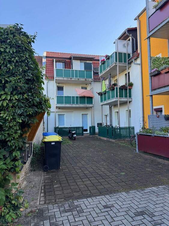 Thumbnail-Mehrfamilienwohnhaus in Riesa