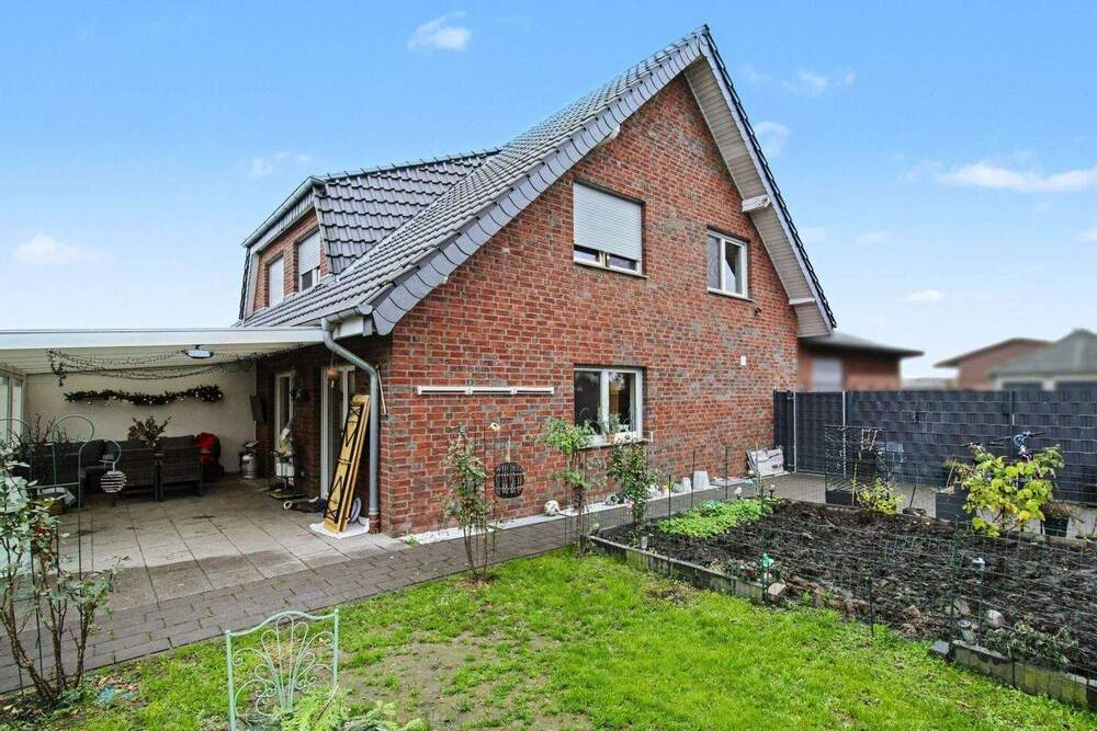Thumbnail-Neuer Preis! Doppelhaushälfte in Geseke-Langeneicke mit Garten, Terrasse sowie Büro und Hobbyraum
