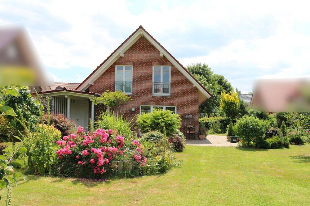 Thumbnail-Wohnhaus mit idyllischem Garten
