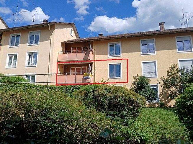 Thumbnail-Renovierte, gepflegte, 2-Zi.- Wohnung mit Garage!