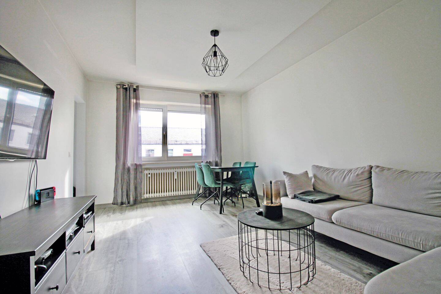 Thumbnail-Chice 2-Zimmer Wohnung mit Stellplatz