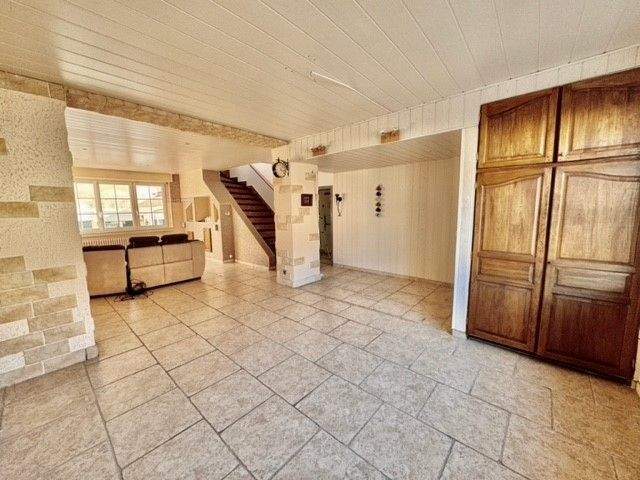 Thumbnail-FRANKREICH - Großzügiges Einfamilienhaus in Waldweistroff (F)