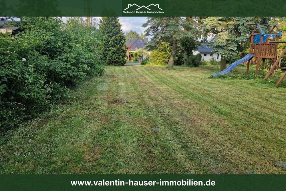 Thumbnail-Haus mit großem Grundstück und Potenzial