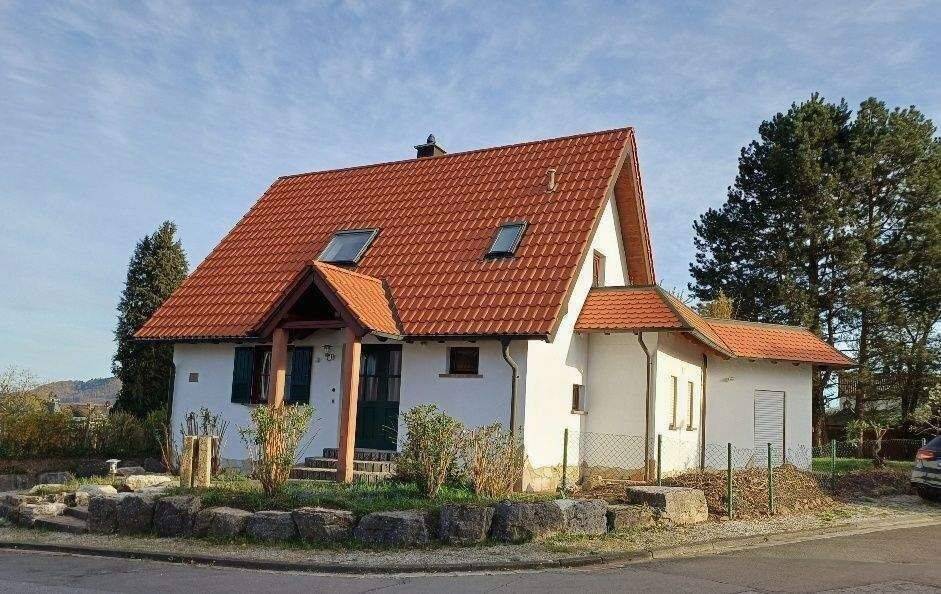 Thumbnail-Freistehendes, lichtdurchflutetes Komforthaus im *südländischen Baustil* (mit Baugrundstück) in St. Ingbert-Nord (Nähe Herz Mariä, Waldrandlage)