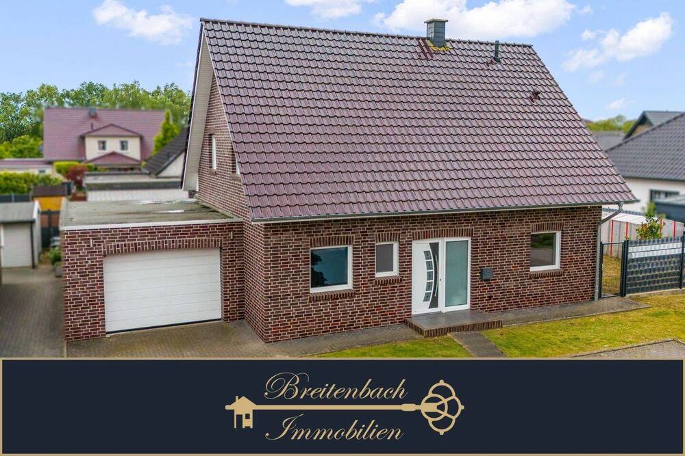 Thumbnail-Familienfreundliches Einfamilienhaus mit Kamin und Garten