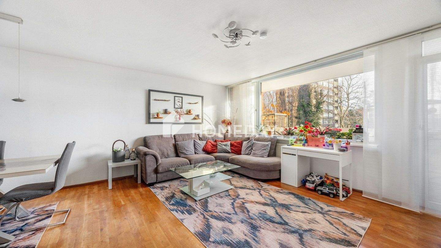 Thumbnail-Großzügige 3-Zimmer-Wohnung mit 2 Loggien und Weitblick ins Grün in Kerpen Sindorf